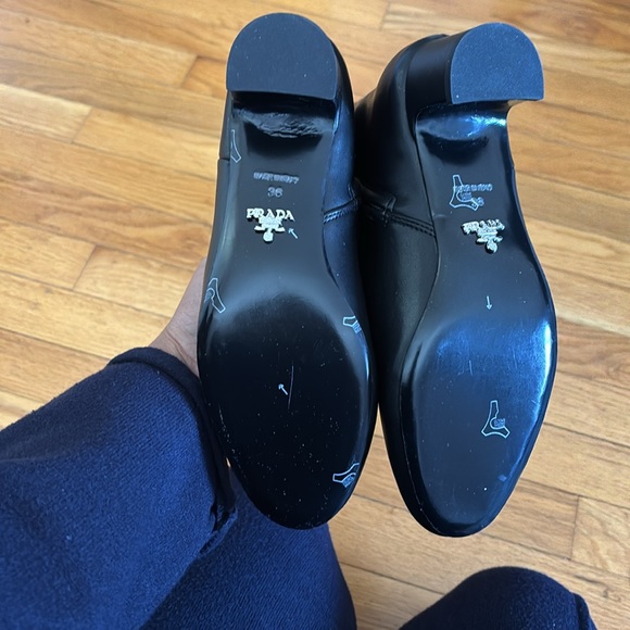 Knee High Black Boots - Picture 3 of 4